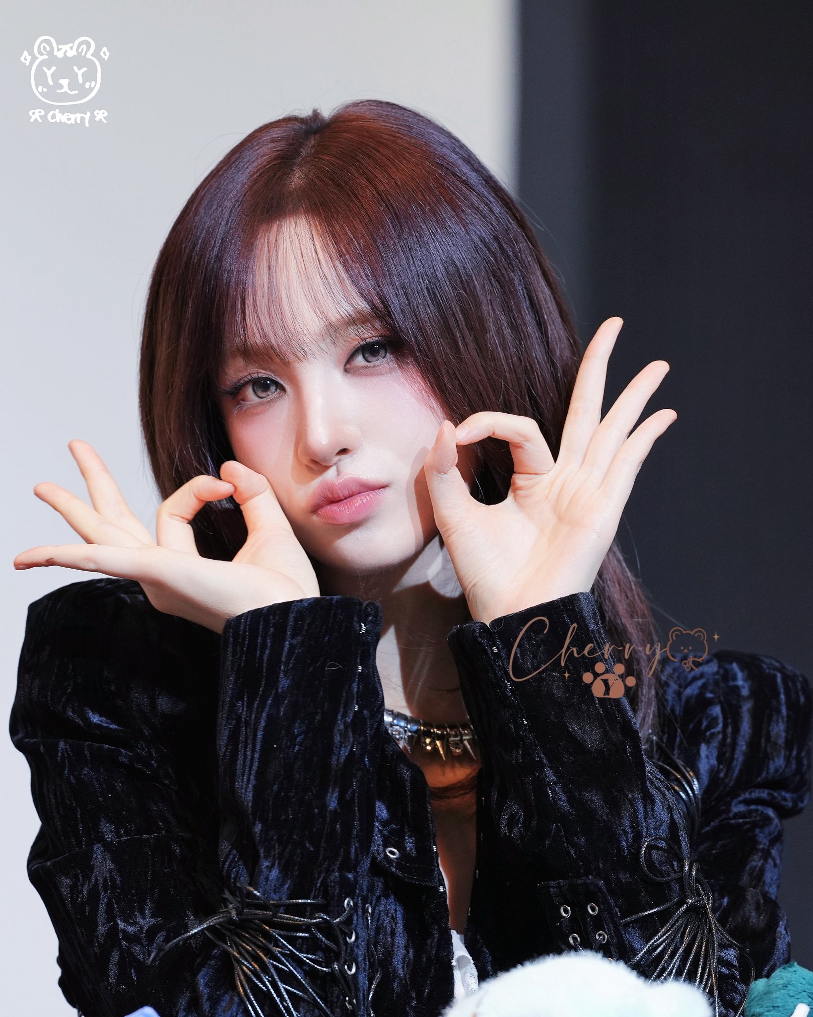 Liz — 260228 Liz at MUSICKOREA Fansign Event HQ Photos | kpopping