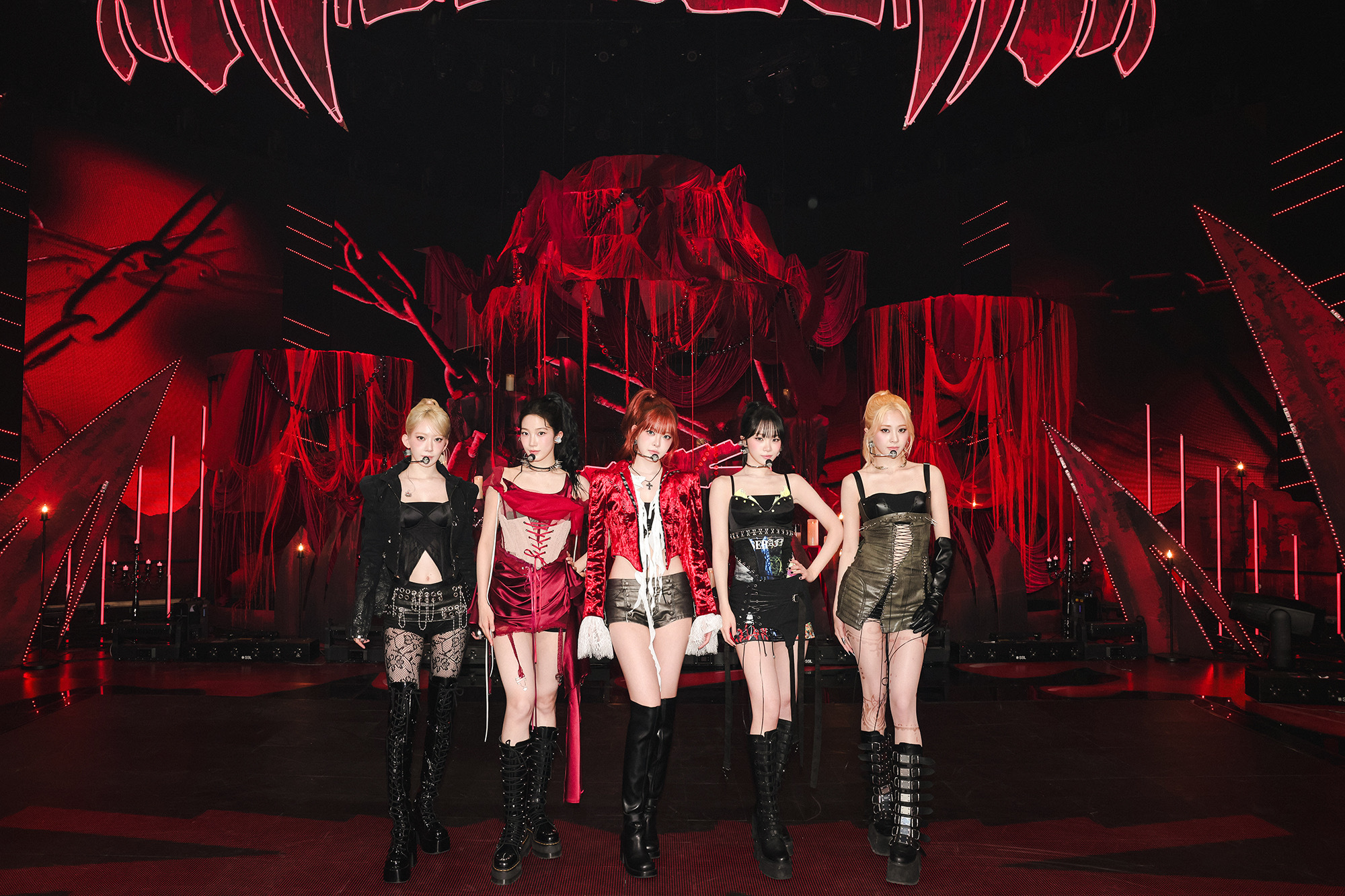 LE SSERAFIM — 260424 LE SSERAFIM X/Twitter Update HQ Photos | kpopping