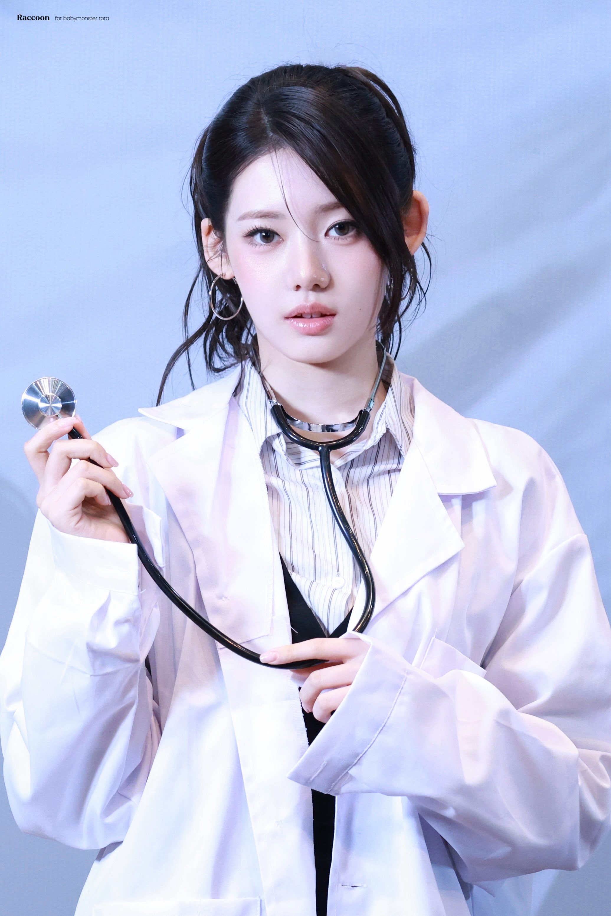 Rora — 260509 Rora at YG Select Fansign HQ Photos | kpopping