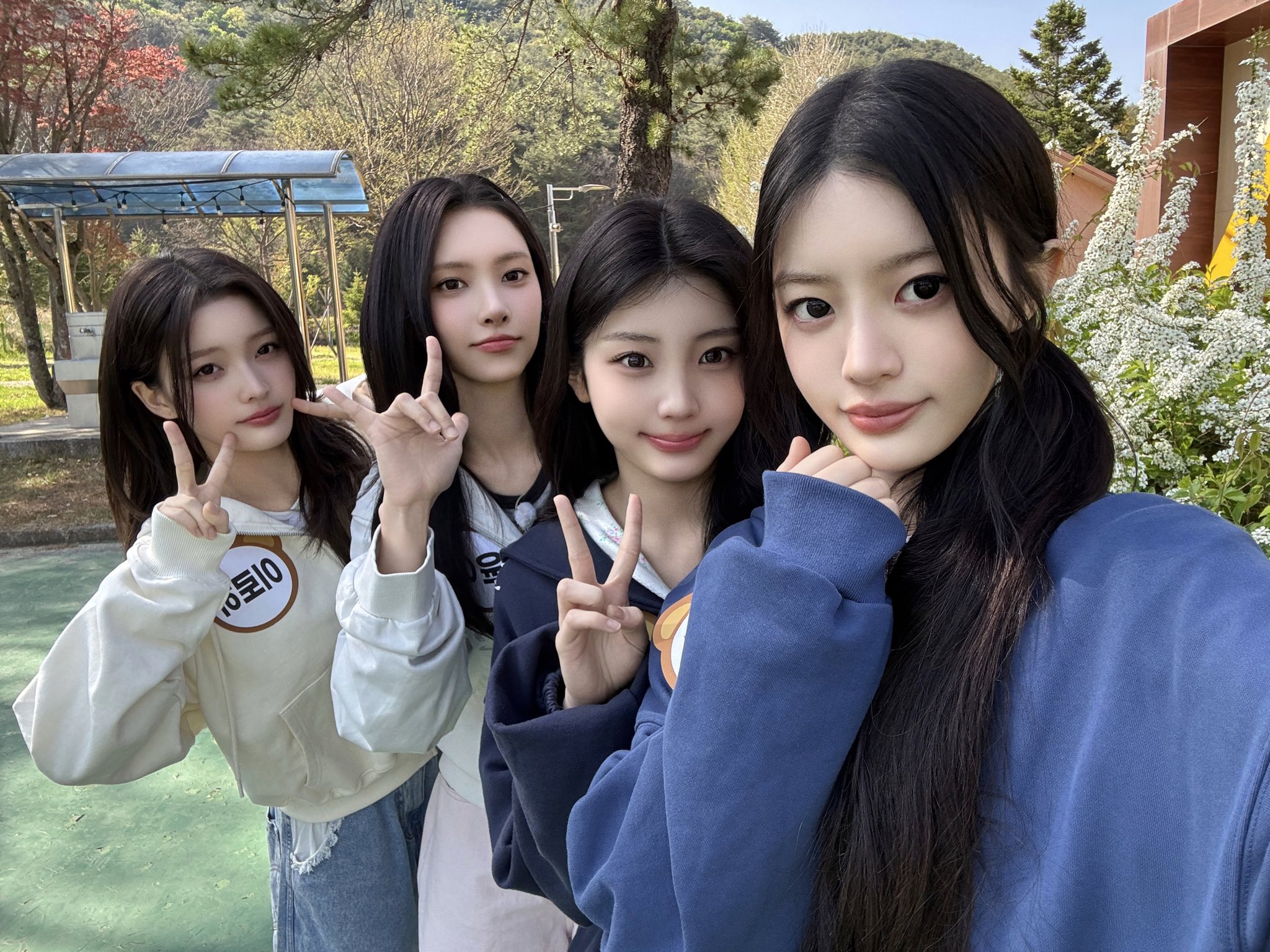 ILLIT — 260517 ILLIT Twitter Update HQ Photos | kpopping