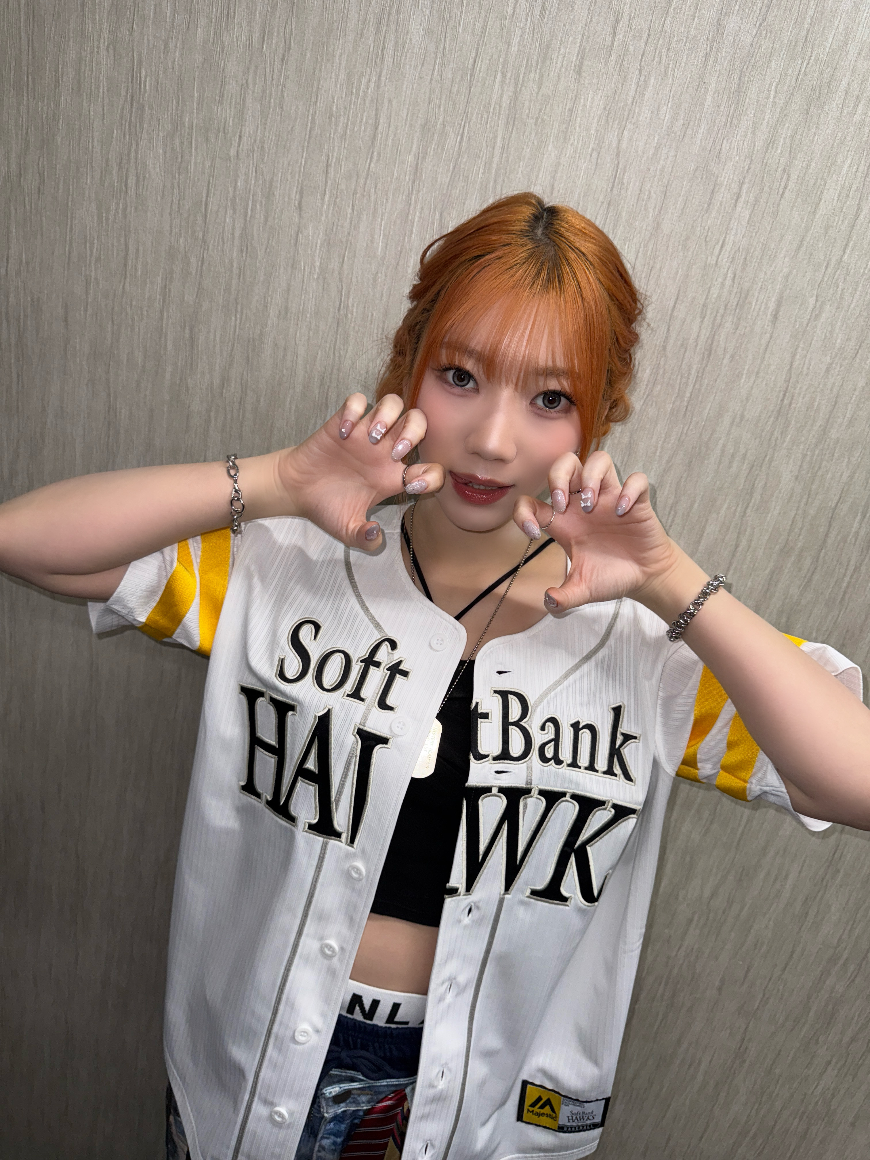 Rino — 260522 IS:SUE Twitter Update - Rino HQ Photos | kpopping