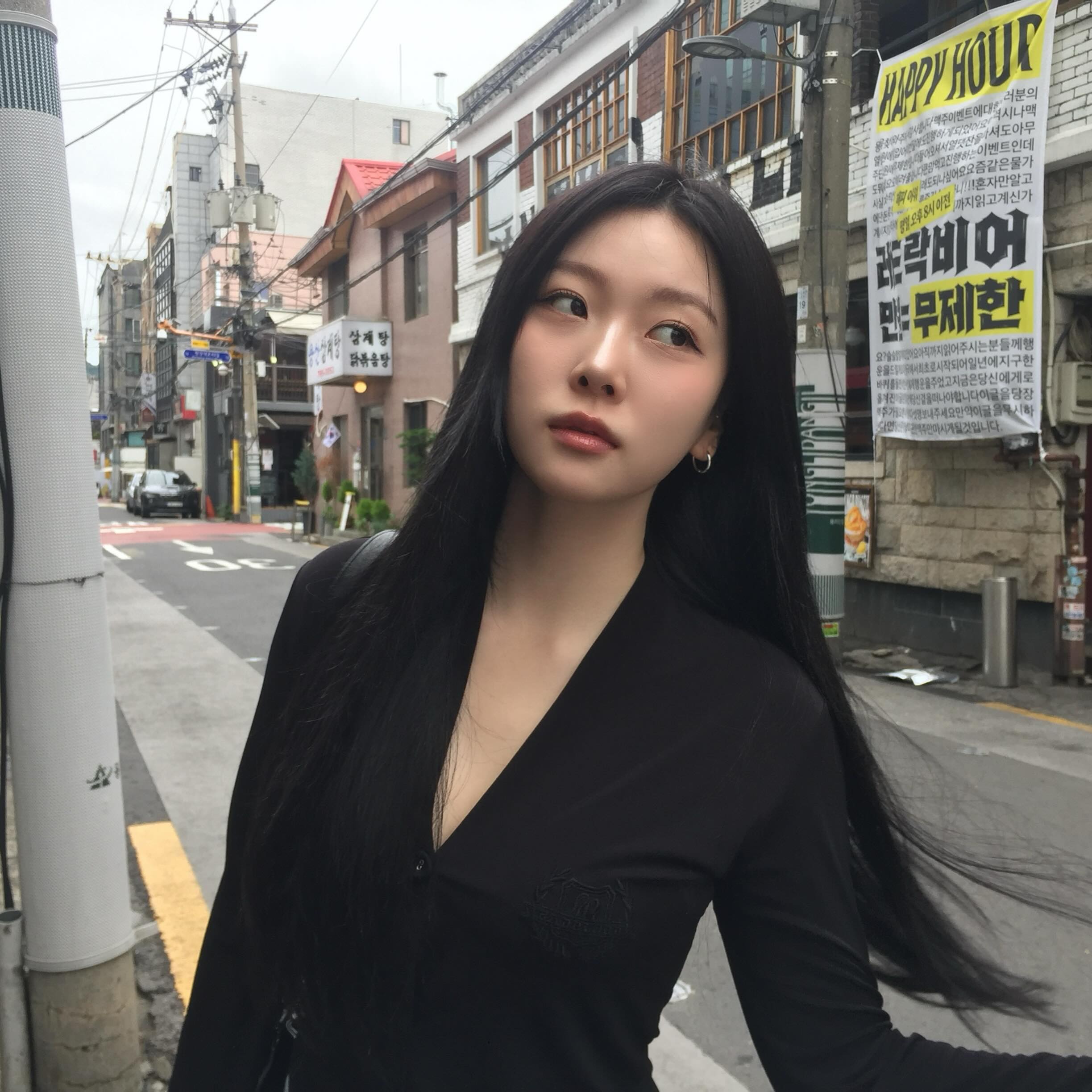 Jackie — 260521 Jackie Instagram Update HQ Photos | kpopping