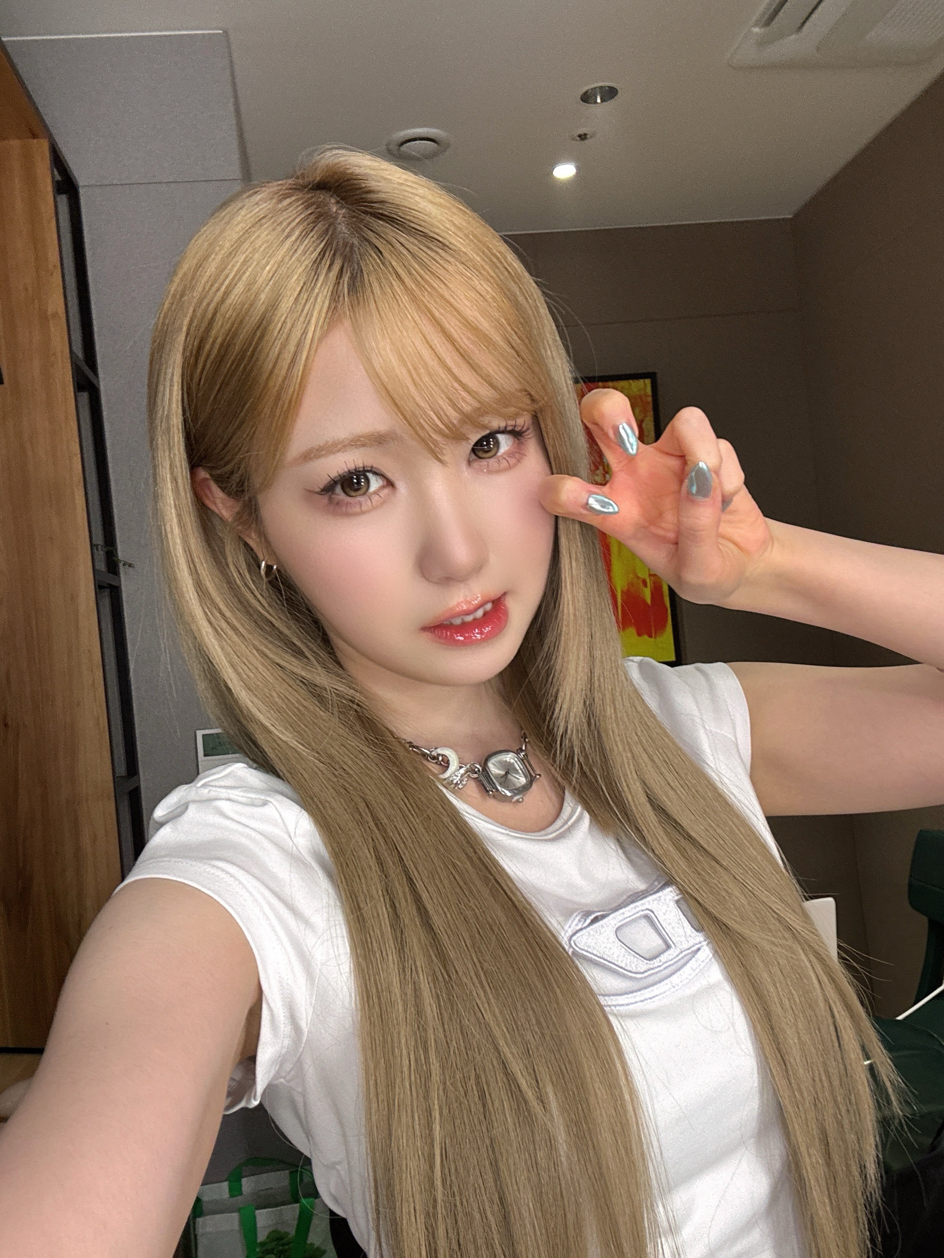 Hitomi — 260616 SAY MY NAME Twitter Update - Hitomi HQ Photos
