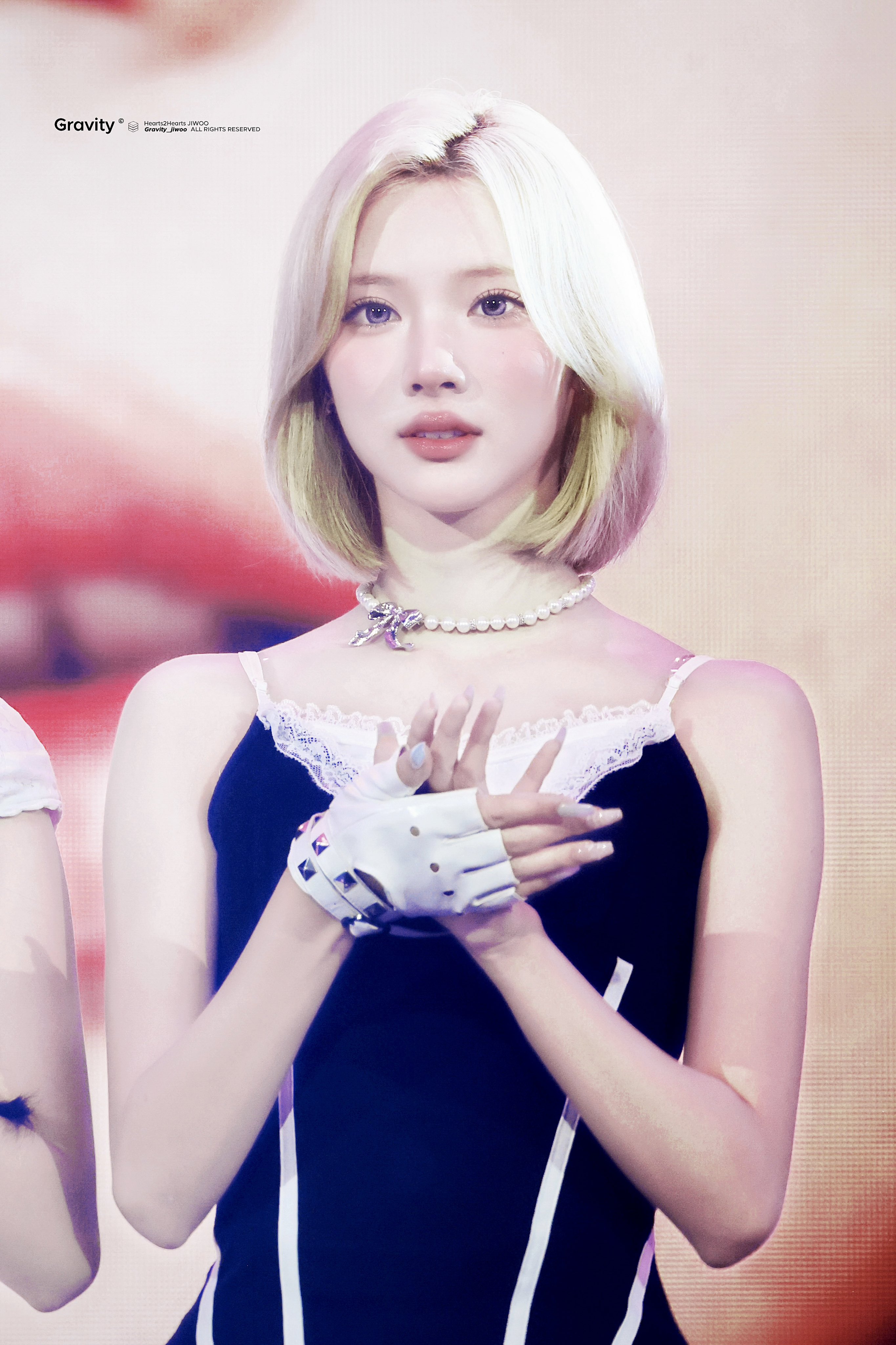Jiwoo (Hearts2Hearts) — K-pop Idol Profile | kpopping