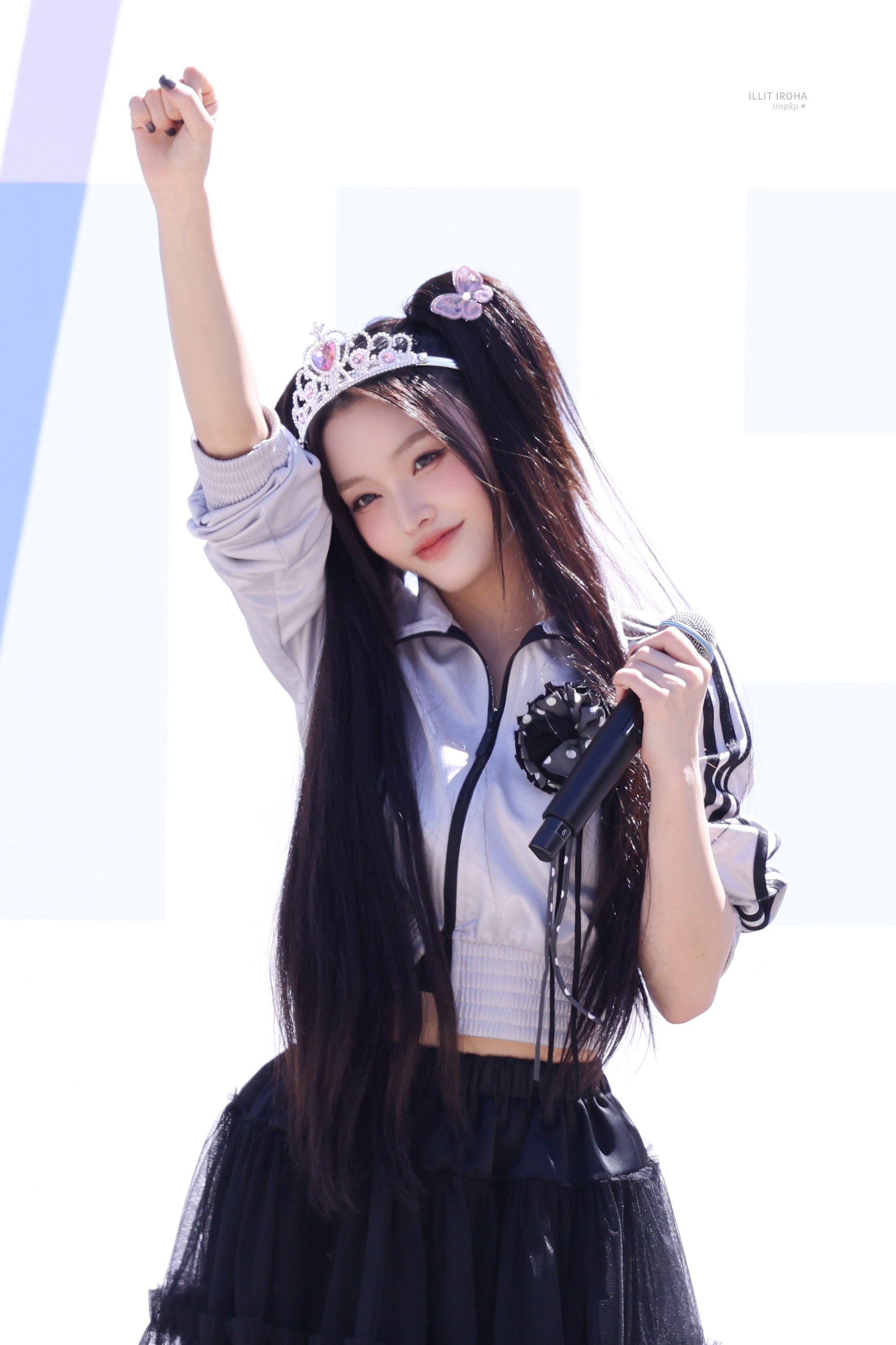 Iroha — 260509 Iroha at MBC Mini Fanmeeting HQ Photos | kpopping