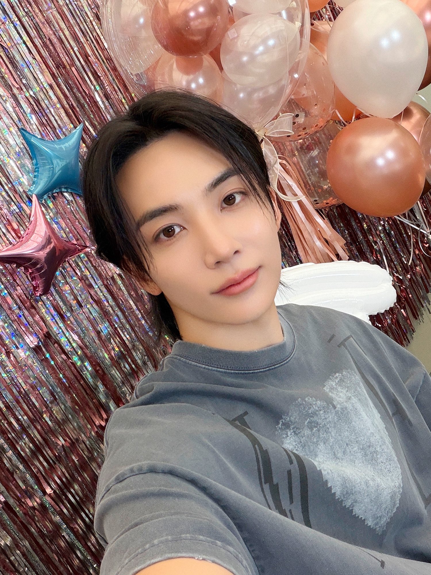 Jeonghan (SEVENTEEN) — K-pop Idol Profile | kpopping