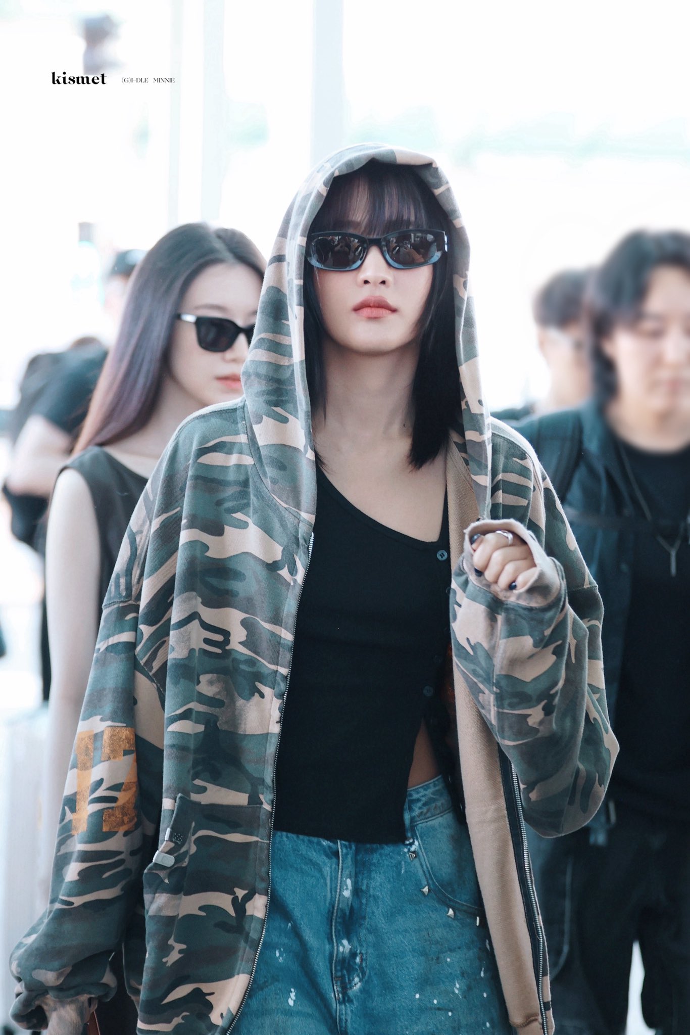 Minnie — 260626 Minnie at ICN Airport HQ Photos | kpopping