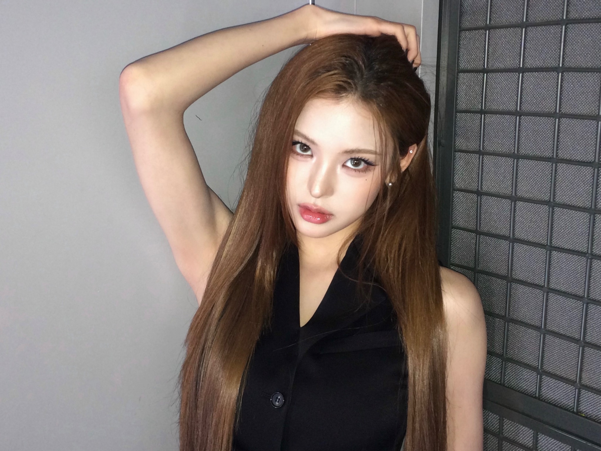Mai (izna) — K-pop Idol Profile | kpopping