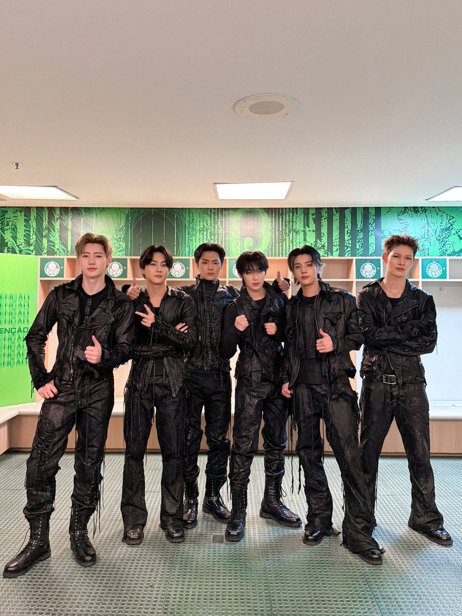 ENHYPEN (엔하이픈) — K-pop Group Profile | kpopping