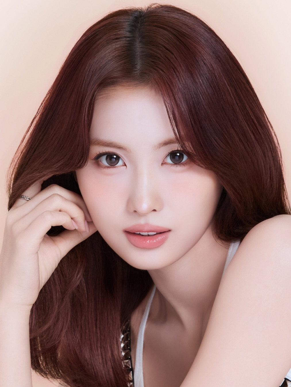 Momo (TWICE) — K-pop Idol Profile | kpopping