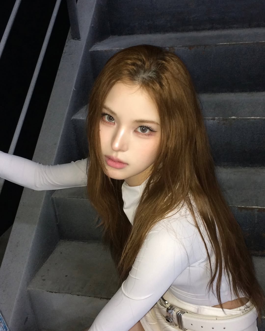 Mai (izna) — K-pop Idol Profile | kpopping