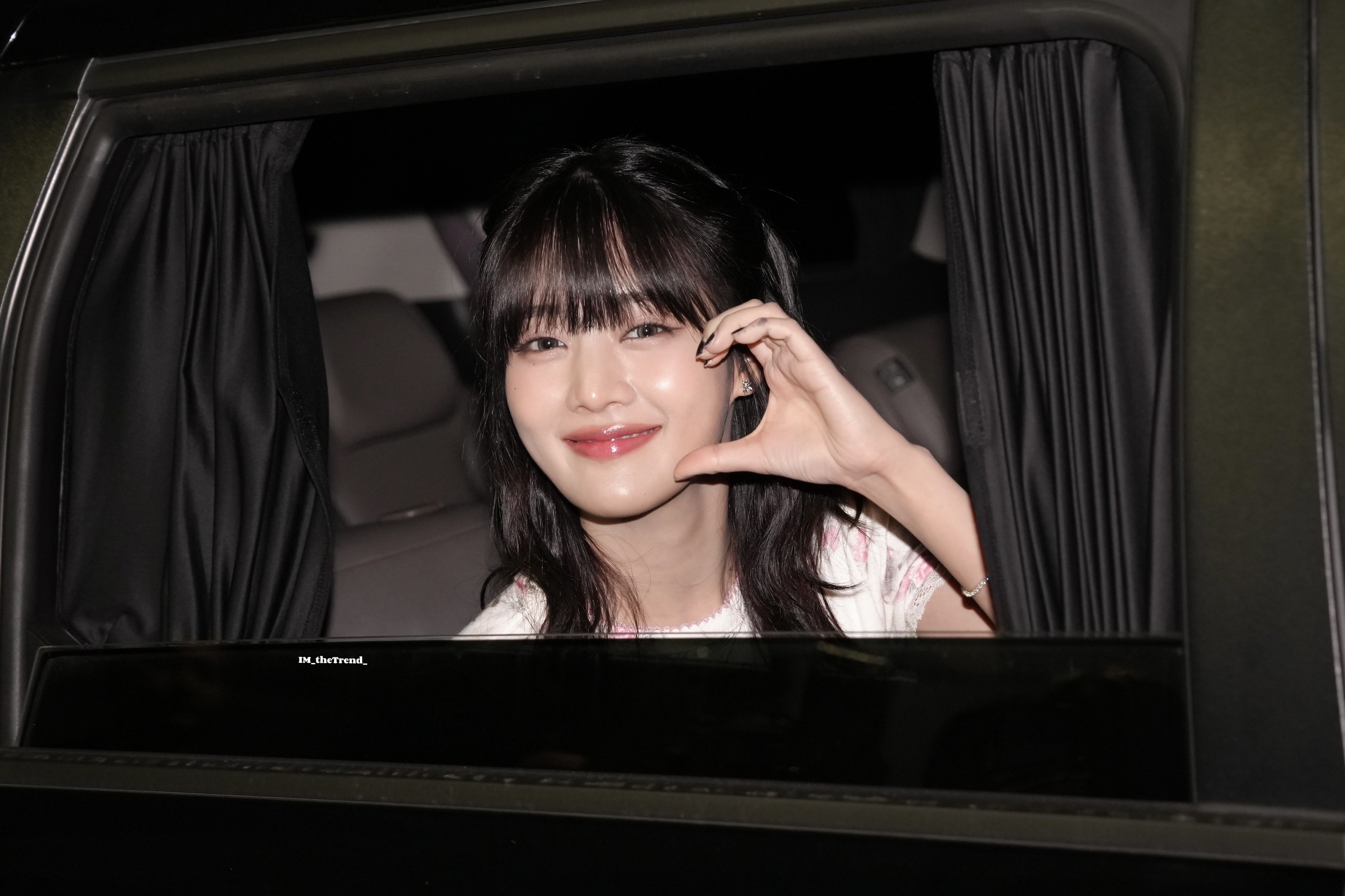Minnie — 260716 Minnie at Everline Fansign Event HQ Photos | kpopping